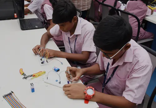 Electronics Lab